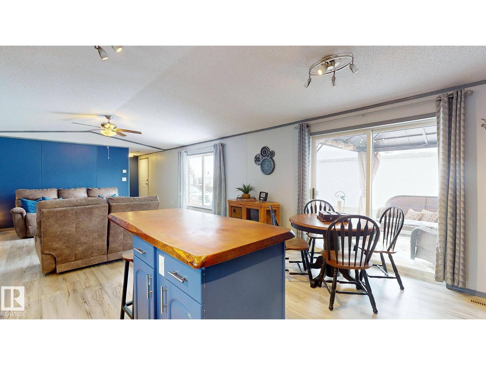 9 Sunset Bv, Spruce Grove, Alberta  T7X 3J1 - Photo 3 - E4476186