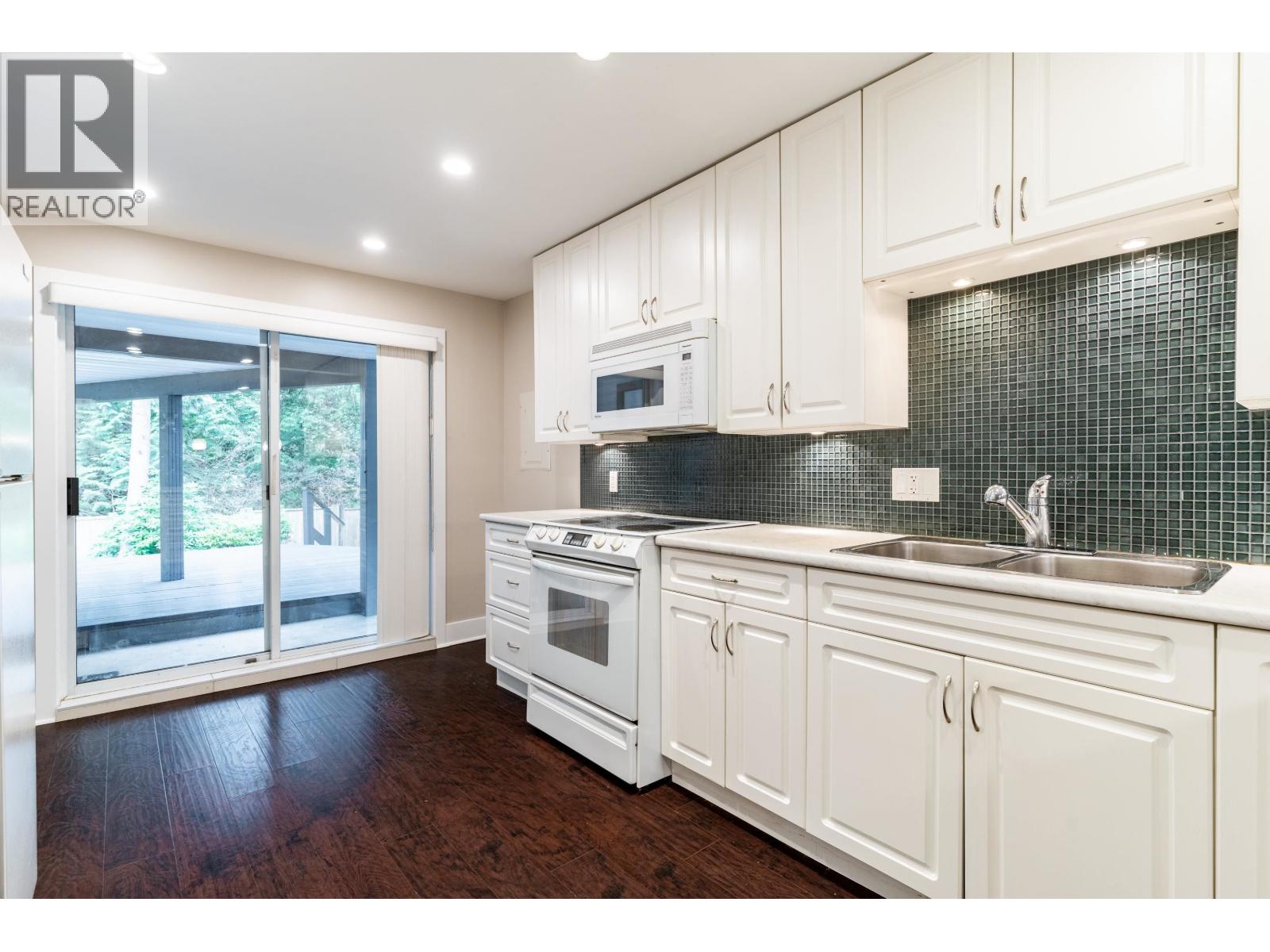 7 Aspen Court, Port Moody, British Columbia  V3H 4V6 - Photo 27 - R3085369