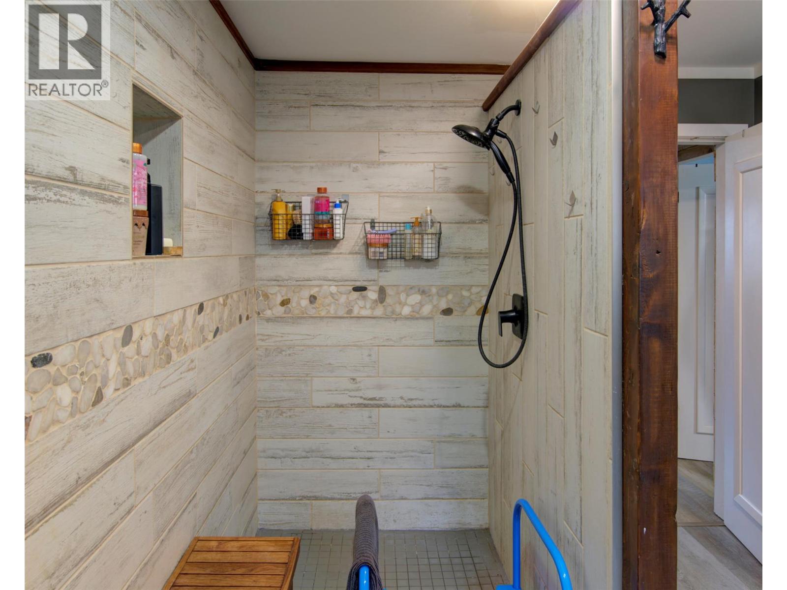 179 Springbend Road, Enderby, British Columbia  V0E 1V3 - Photo 16 - 10376993