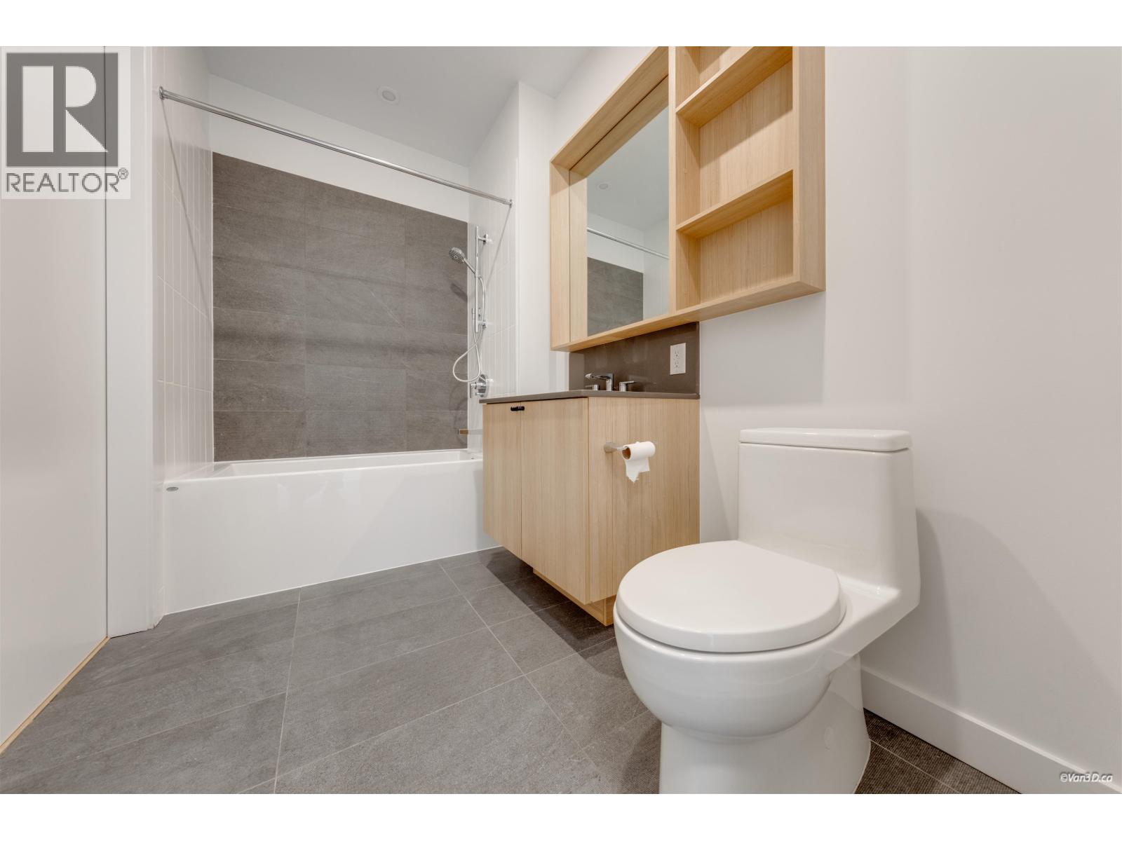 102 645 Como Lake Avenue, Coquitlam, British Columbia  V3J 0N9 - Photo 35 - R3096784