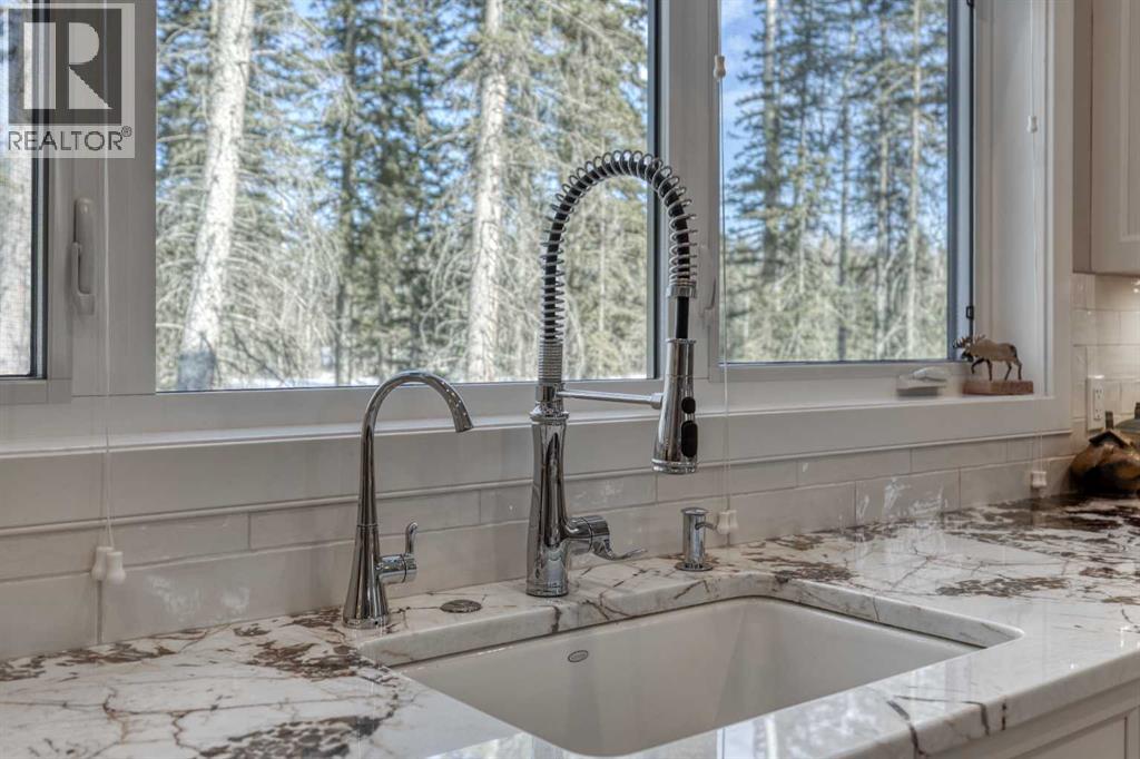 406 Hawk's Nest Grove, Priddis Greens, Alberta  T0L 1W3 - Photo 15 - A2289942