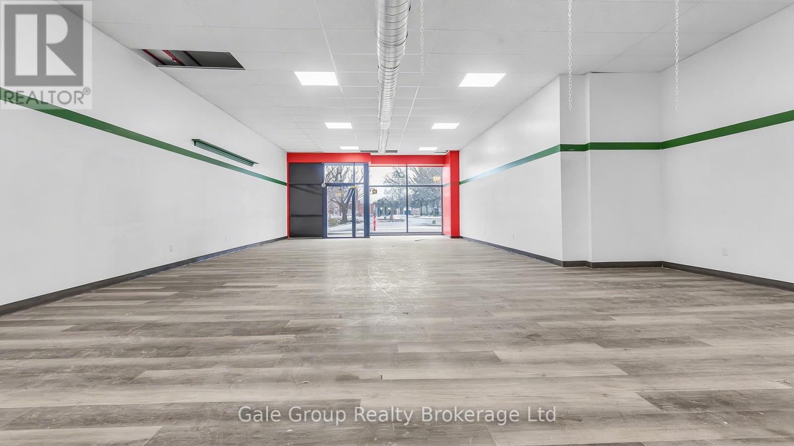 467 Dundas Street, Woodstock, Ontario  N4S 1C2 - Photo 4 - X12852824