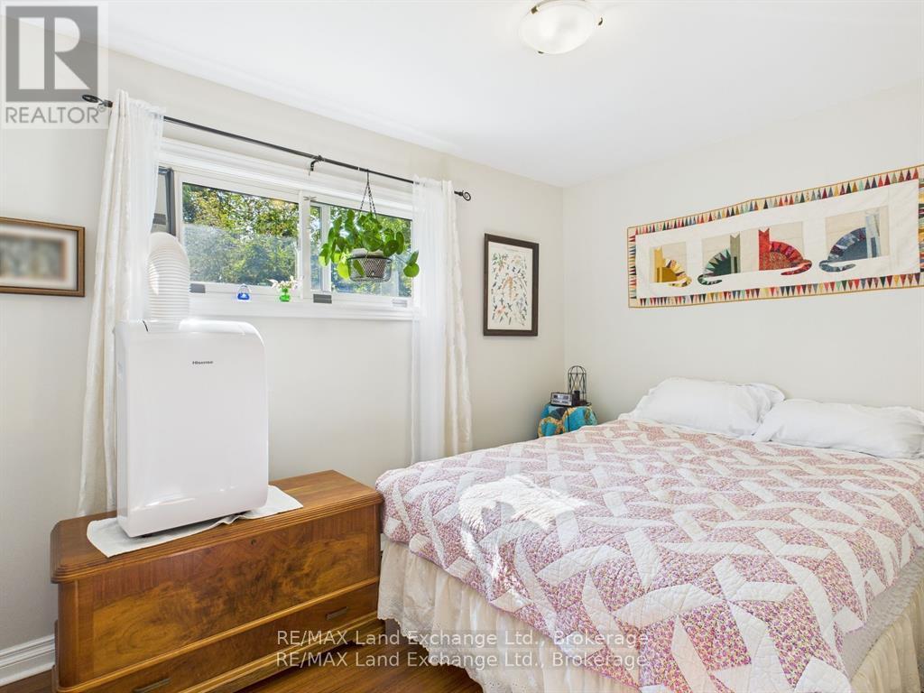 24 Boiler Beach Road, Huron-Kinloss, Ontario  N2Z 2L4 - Photo 12 - X12852810