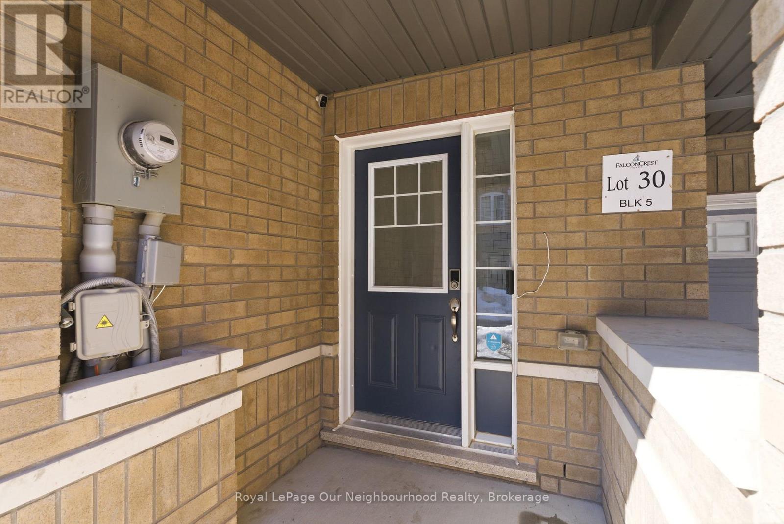 818 Atwater Path, Oshawa (Lakeview), Ontario  L1J 0E8 - Photo 2 - E12852778