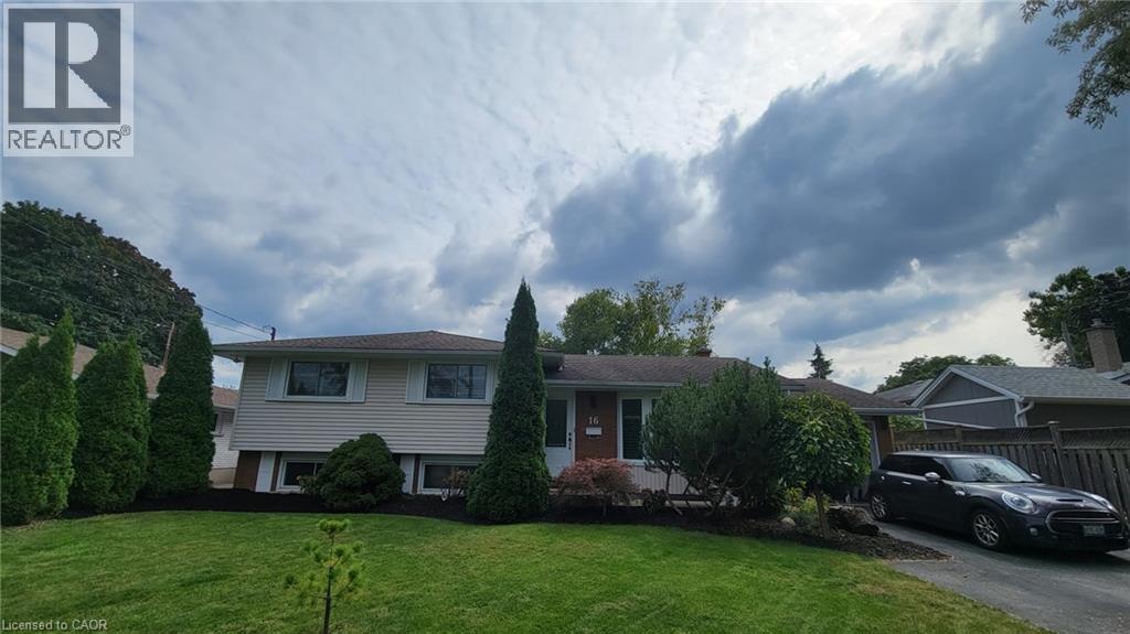 16 Old Oxford Road, St. Catharines, Ontario  L2M 2J9 - Photo 45 - 40795143