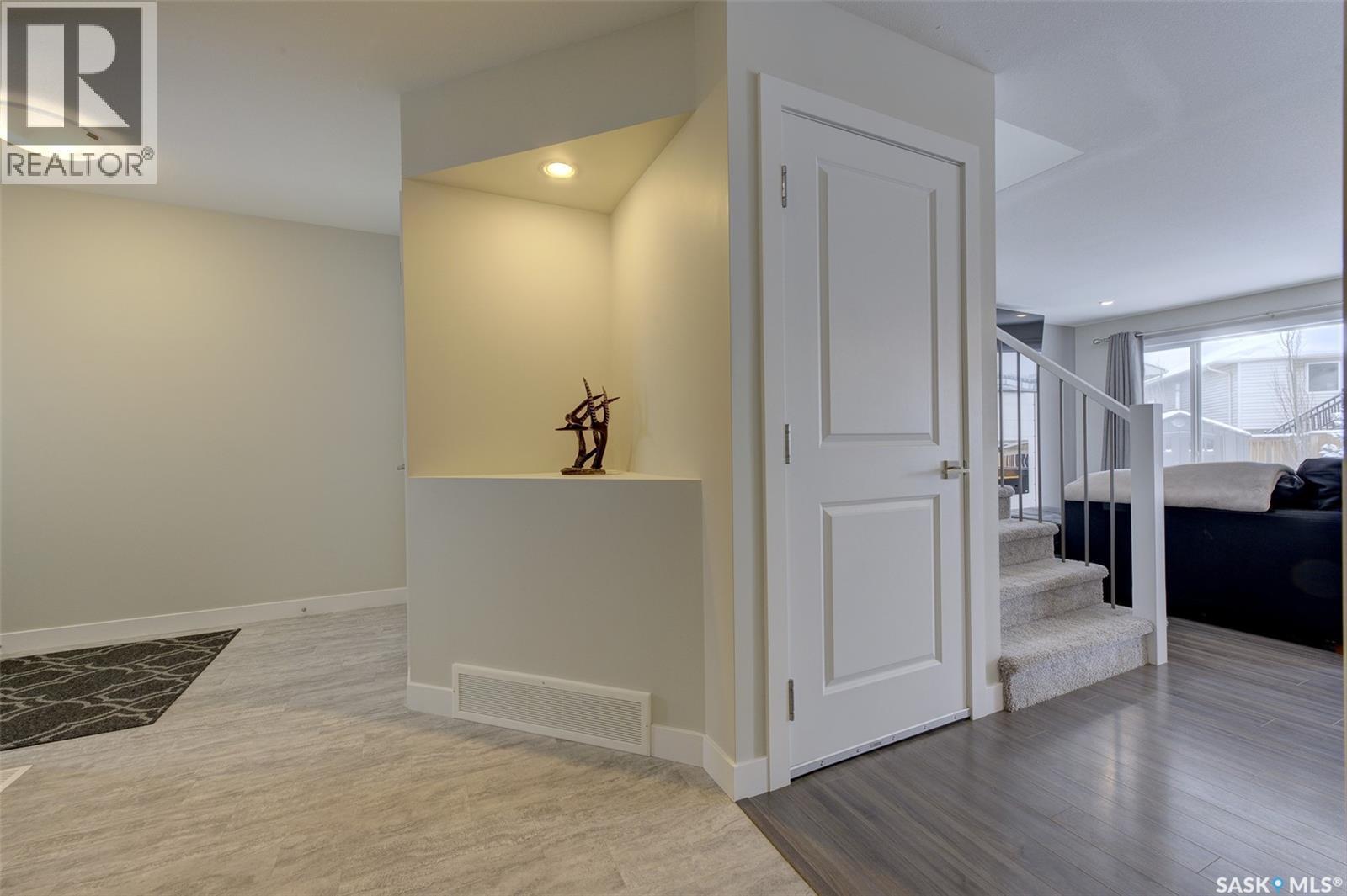 239 Kolynchuk Manor, Saskatoon, Saskatchewan  S7T 0W3 - Photo 6 - SK029852