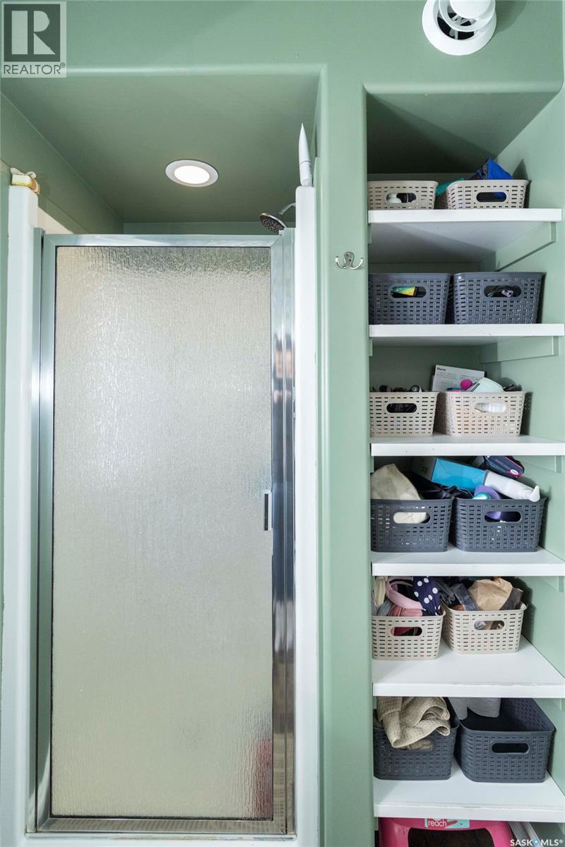 227 Macinnes Street, Saskatoon, Saskatchewan  S7T 0L6 - Photo 34 - SK029801