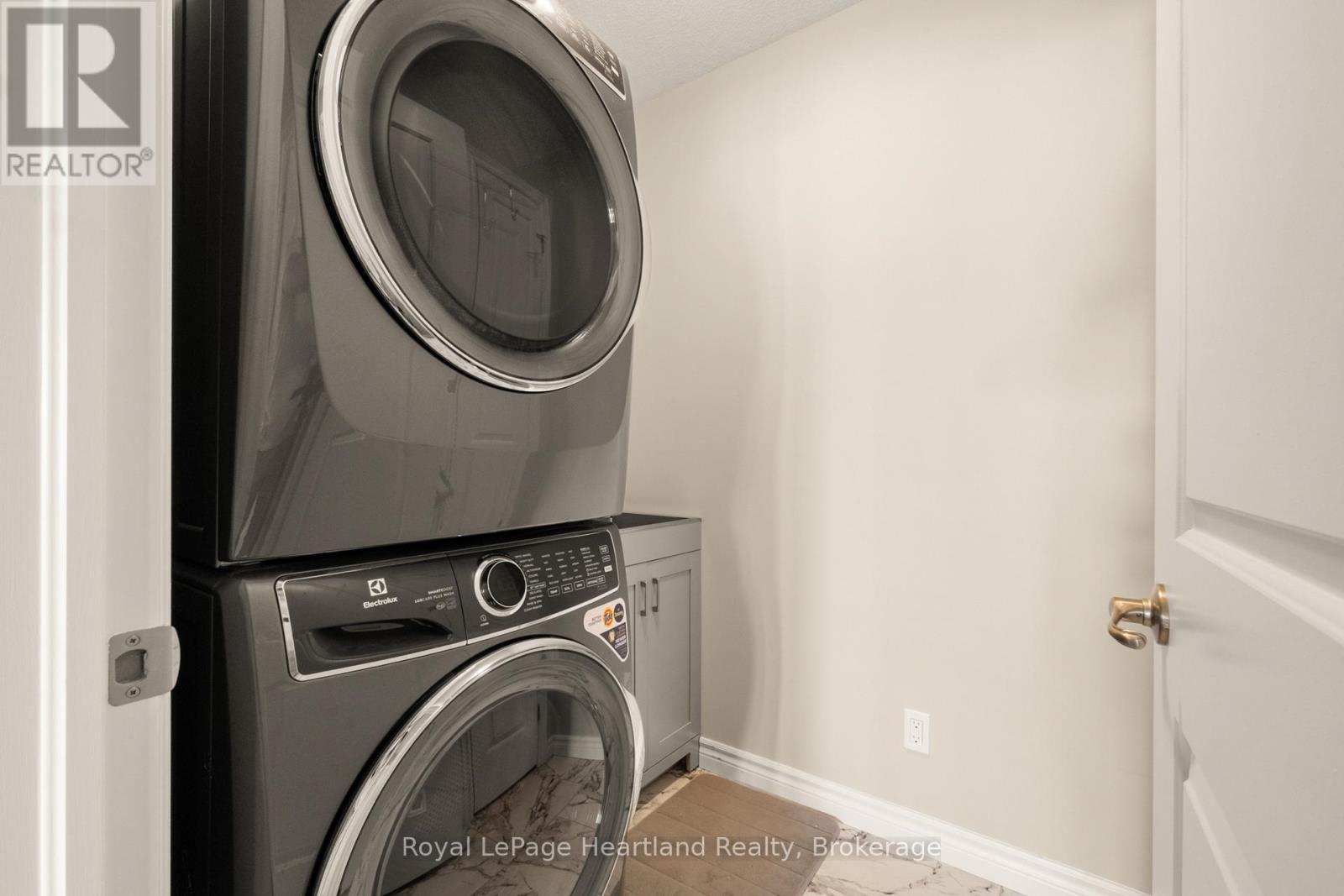 140 Lake Breeze Drive, Ashfield-Colborne-Wawanosh, Ontario  N7A 0C6 - Photo 27 - X12852846