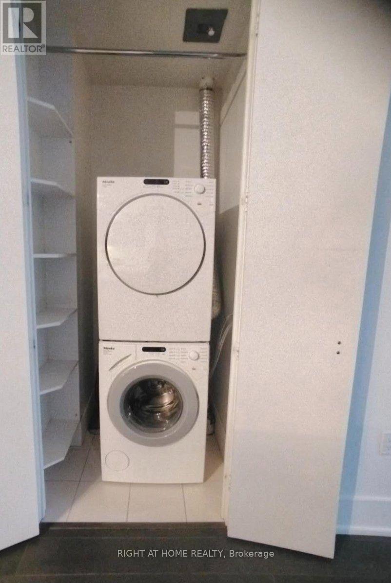 336 - 39 Queens Quay E, Toronto, Ontario  M5E 0A5 - Photo 12 - C12844498