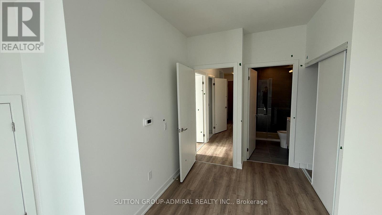 1602 - 1 Quarrington Lane, Toronto, Ontario  M3C 0S4 - Photo 10 - C12840502