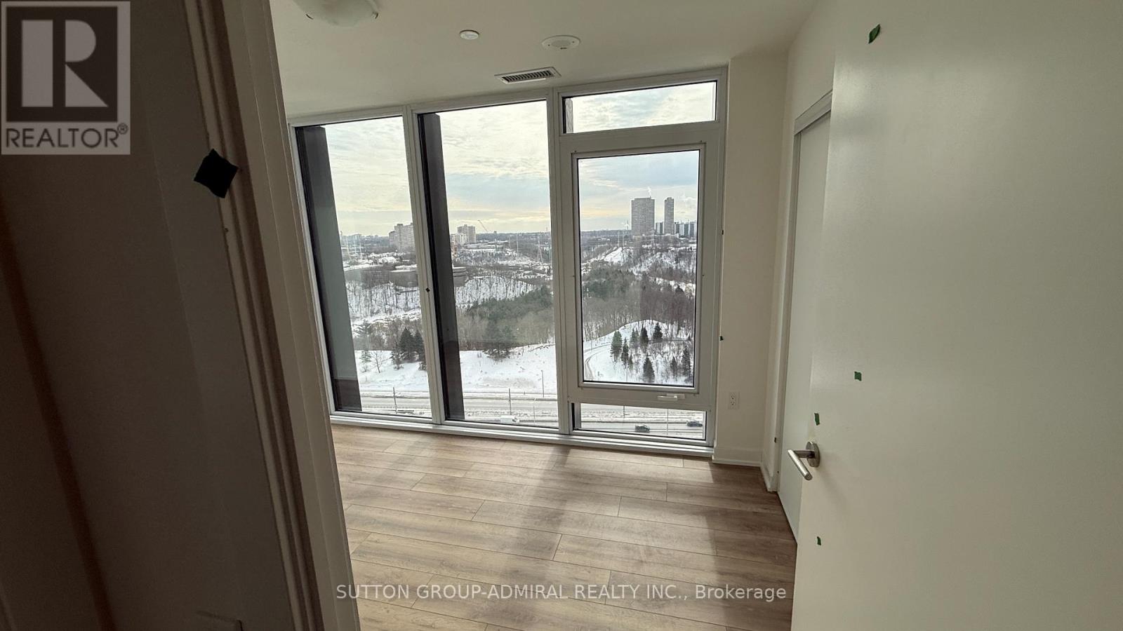 1602 - 1 Quarrington Lane, Toronto, Ontario  M3C 0S4 - Photo 13 - C12840502