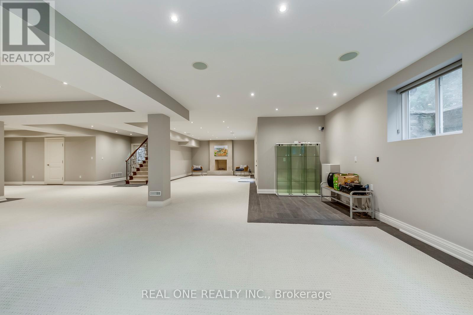 767 Parkland Avenue, Mississauga, Ontario  L5H 3G6 - Photo 37 - W12450419