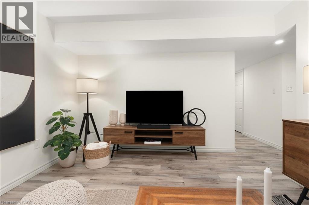 48 Manhattan Circle, Cambridge, Ontario  N3C 0C4 - Photo 41 - 40809662