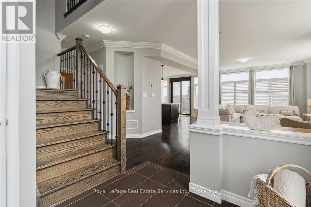 137 Irwin Avenue, Hamilton, Ontario  L9K 0G2 - Photo 5 - X12852806