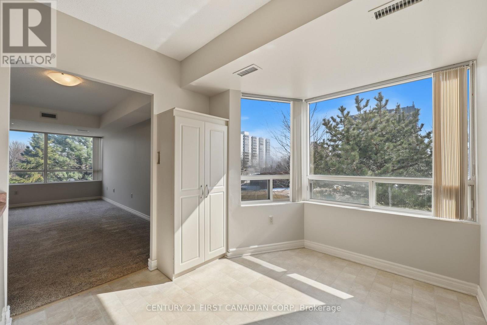 306 - 744 Wonderland Road S, London South, Ontario  N6K 4K3 - Photo 11 - X12852782