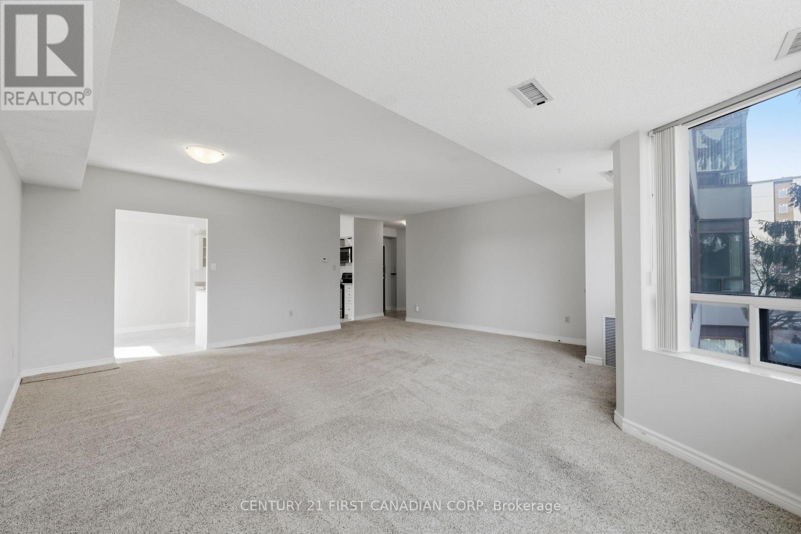 306 - 744 Wonderland Road S, London South, Ontario  N6K 4K3 - Photo 9 - X12852782