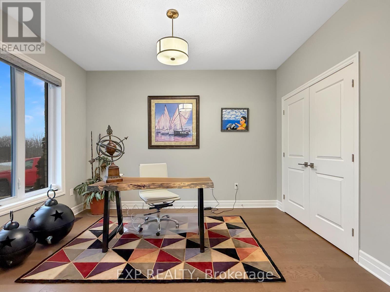 184 Kettle Creek Drive, Central Elgin, Ontario  N0L 1B0 - Photo 3 - X12852808