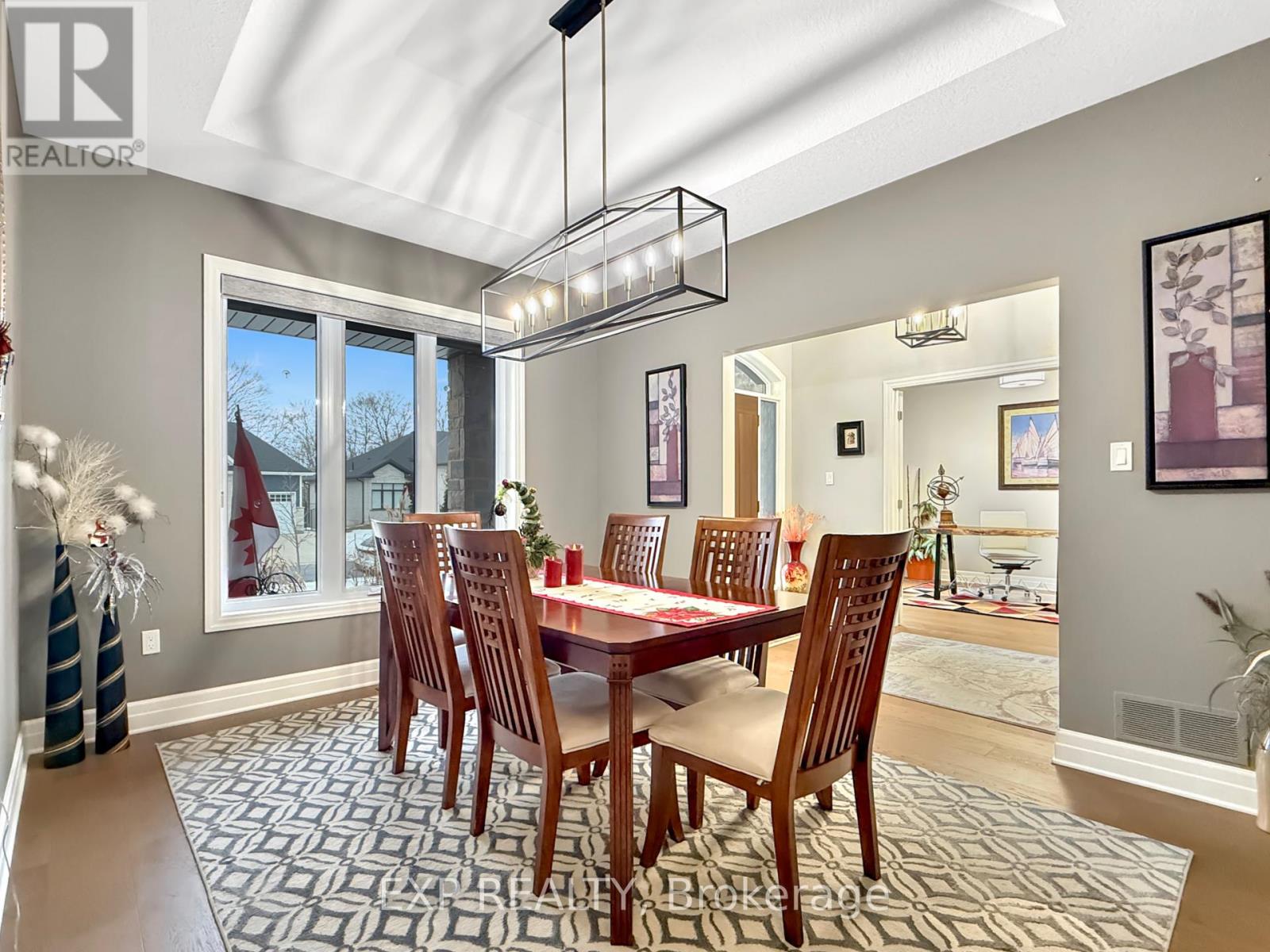 184 Kettle Creek Drive, Central Elgin, Ontario  N0L 1B0 - Photo 4 - X12852808