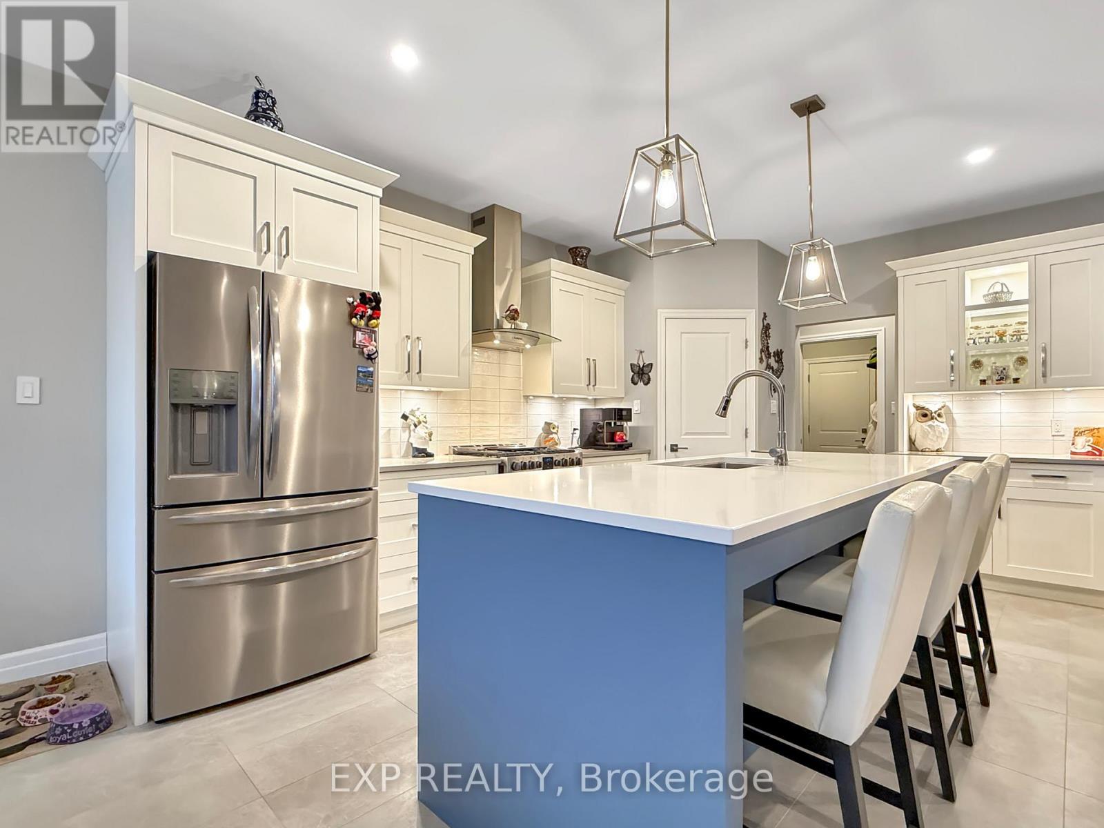 184 Kettle Creek Drive, Central Elgin, Ontario  N0L 1B0 - Photo 9 - X12852808