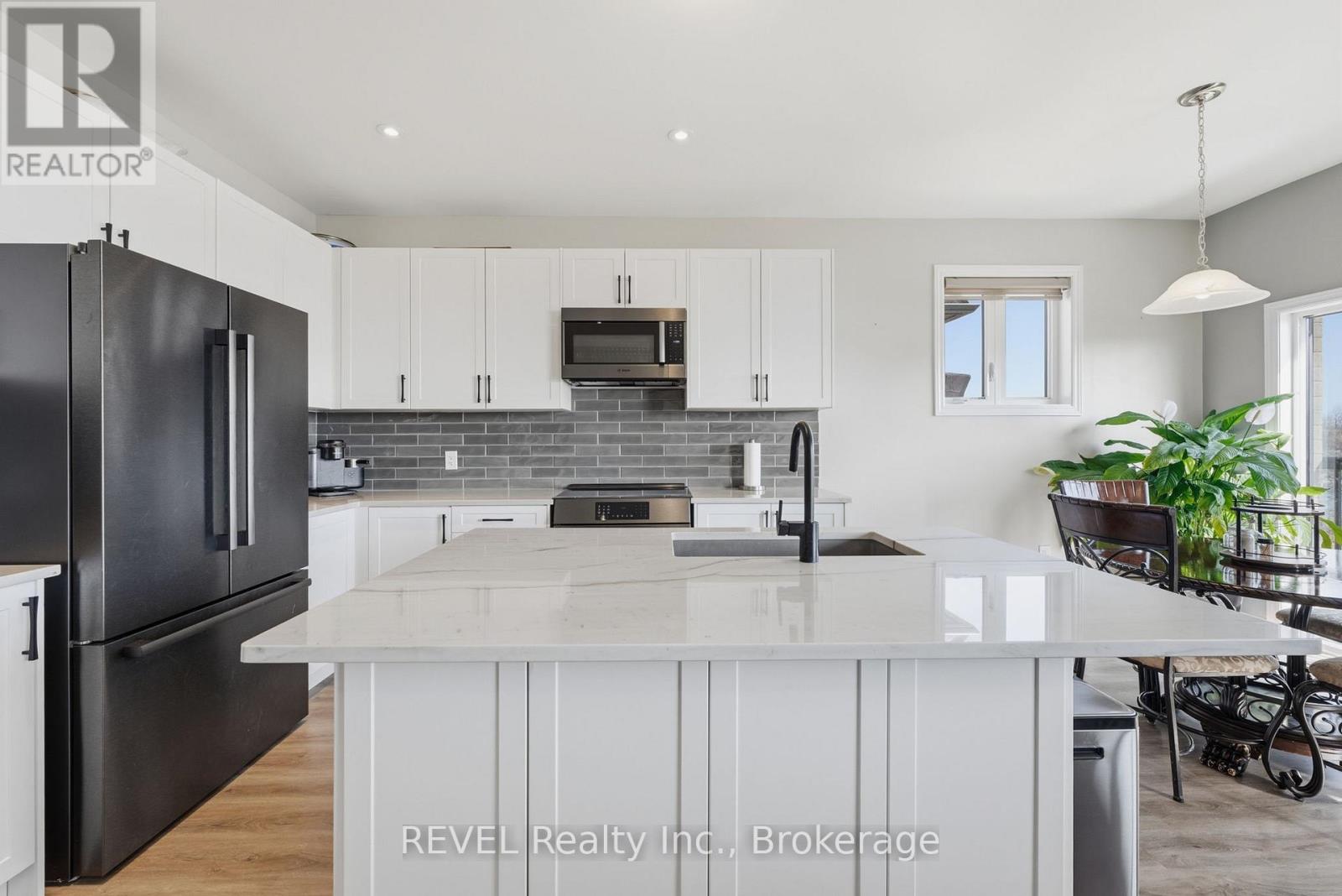 50 Shoreview Drive, Welland, Ontario  L3B 0H2 - Photo 15 - X12852848