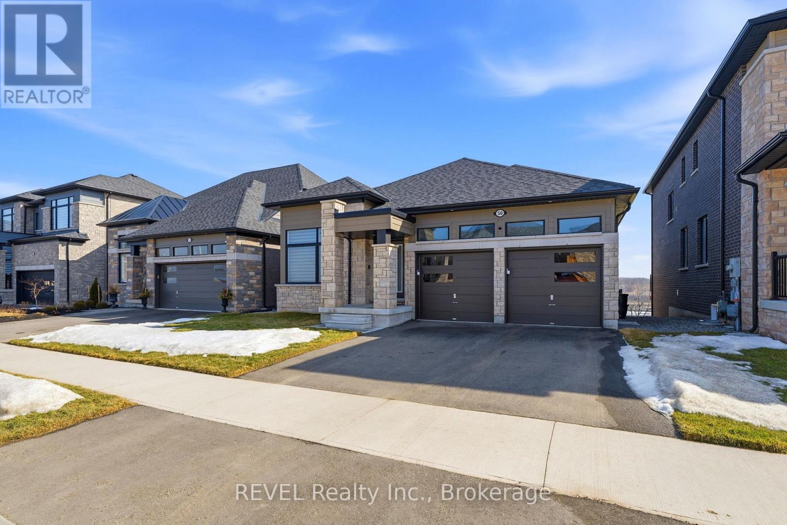 50 Shoreview Drive, Welland, Ontario  L3B 0H2 - Photo 4 - X12852848