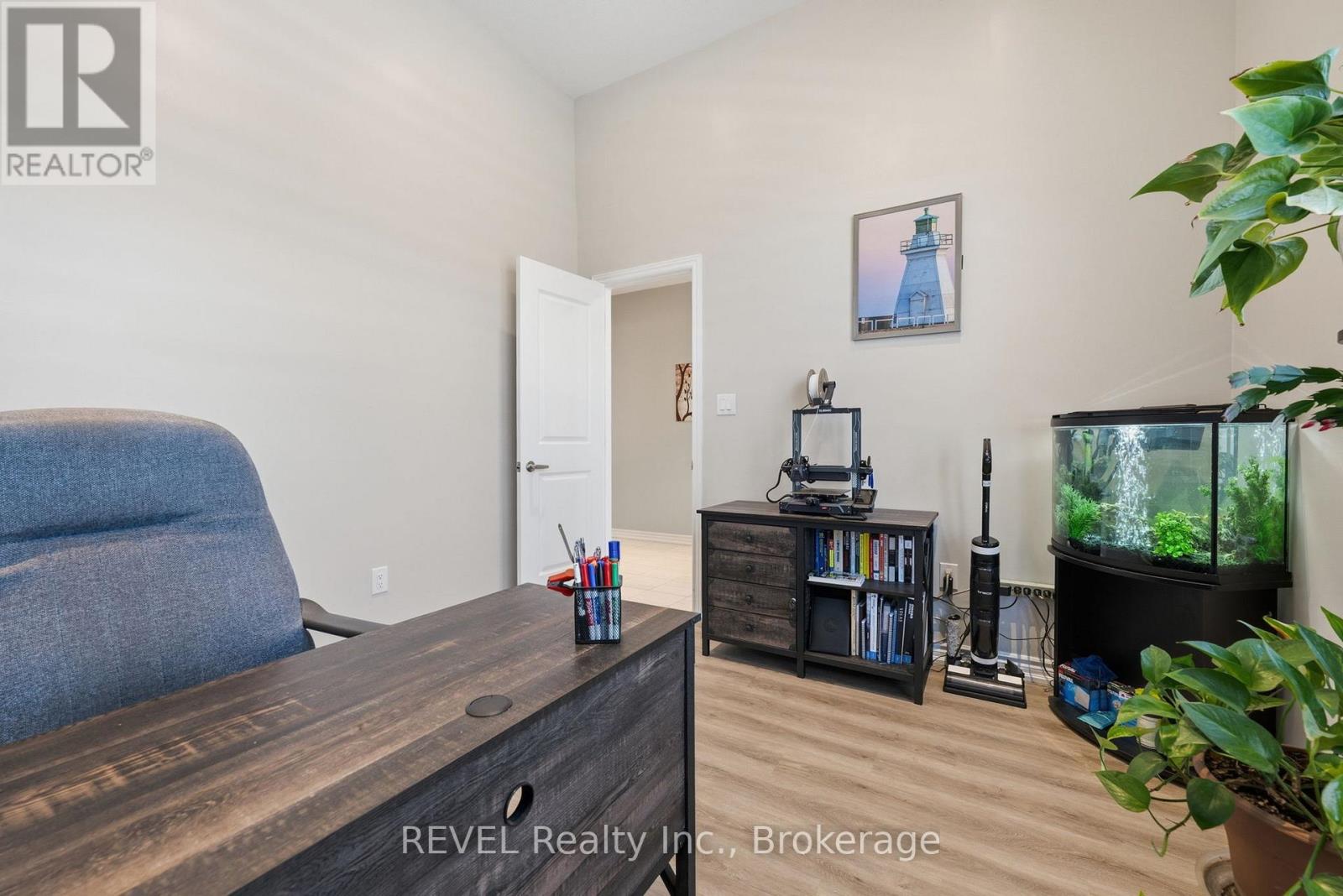 50 Shoreview Drive, Welland, Ontario  L3B 0H2 - Photo 9 - X12852848