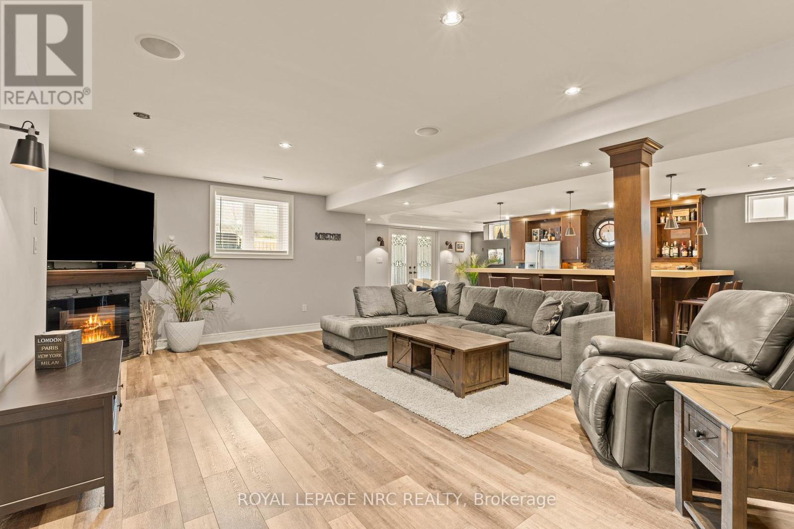 63 Terrace Drive, Grimsby, Ontario  L3M 1B6 - Photo 31 - X12852850