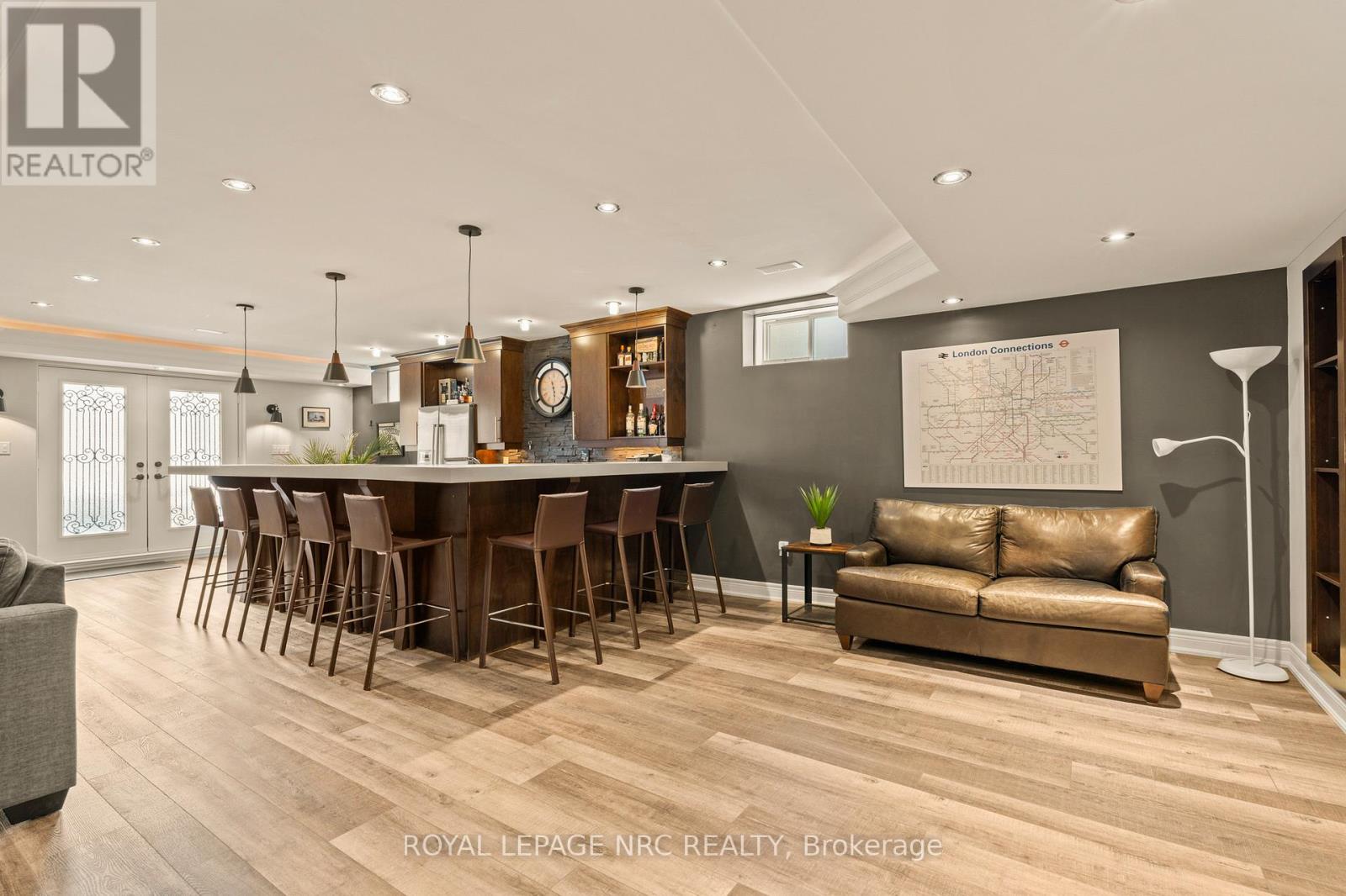 63 Terrace Drive, Grimsby, Ontario  L3M 1B6 - Photo 33 - X12852850