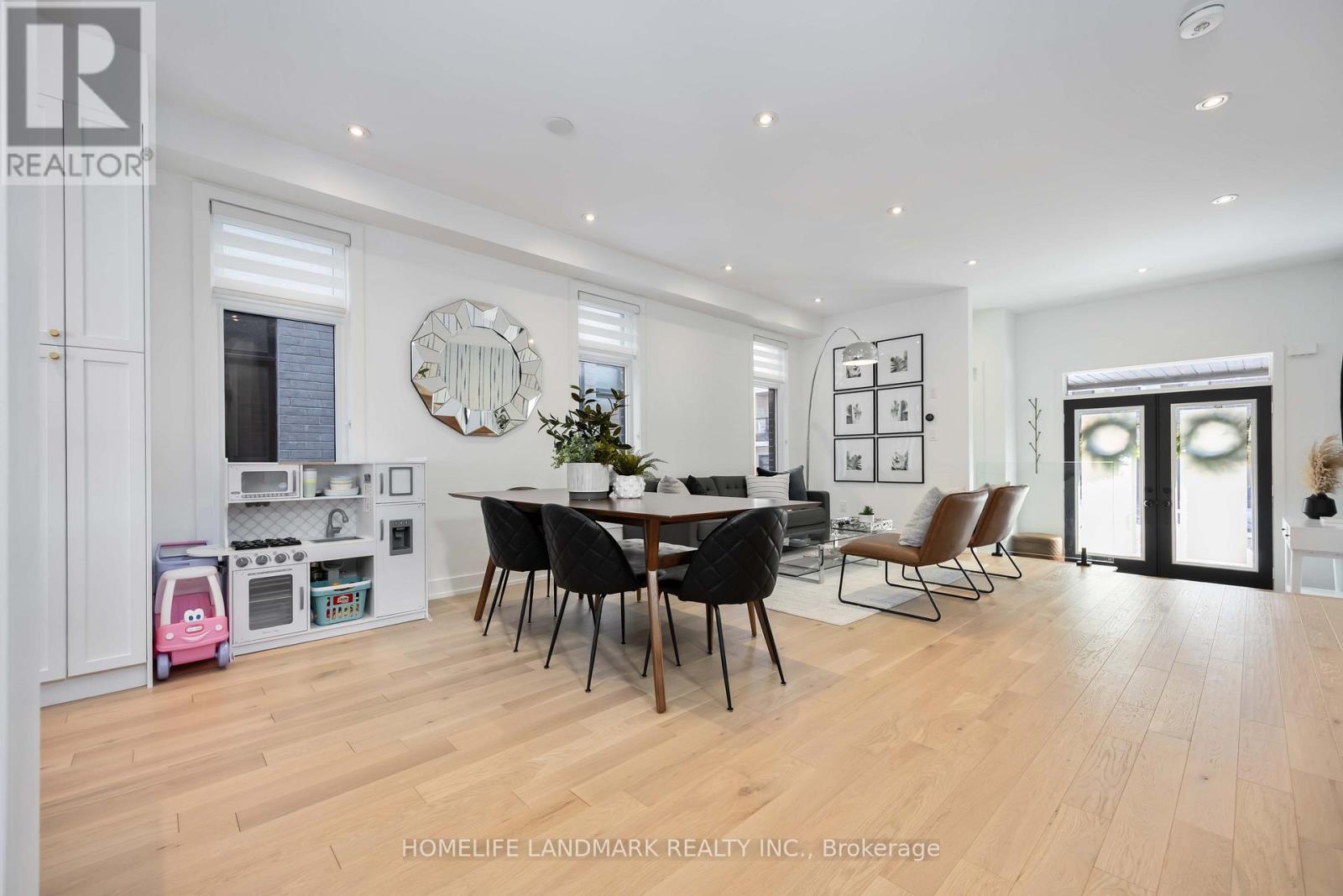 1330 Gull Crossing, Pickering, Ontario L1W 0B7 - Photo 10 - E12852832