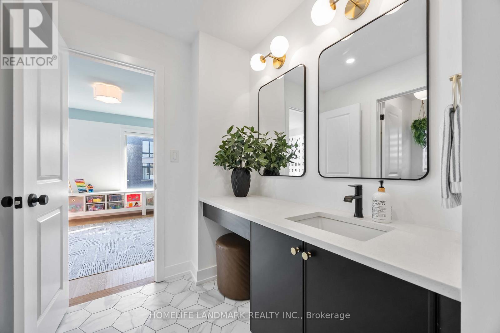 1330 Gull Crossing, Pickering, Ontario L1W 0B7 - Photo 26 - E12852832