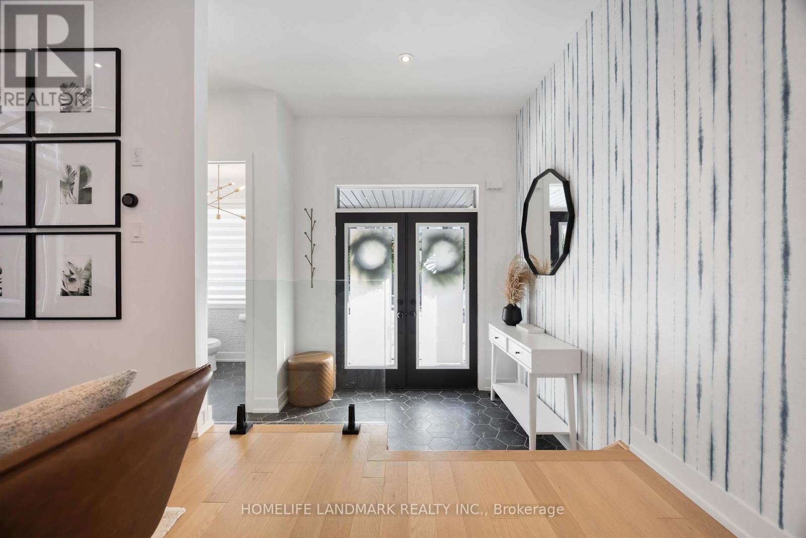 1330 Gull Crossing, Pickering, Ontario L1W 0B7 - Photo 3 - E12852832