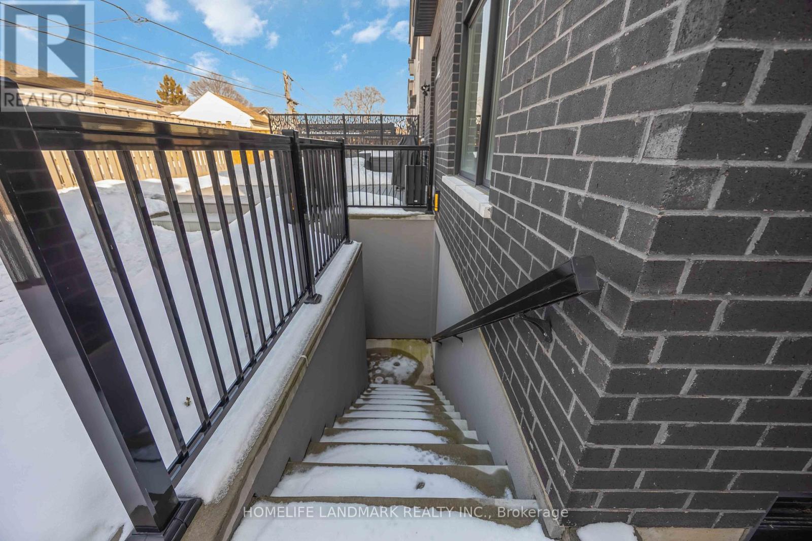 1330 Gull Crossing, Pickering, Ontario L1W 0B7 - Photo 46 - E12852832