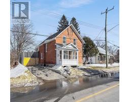 473 RAGLAN STREET S, Renfrew, Ontario