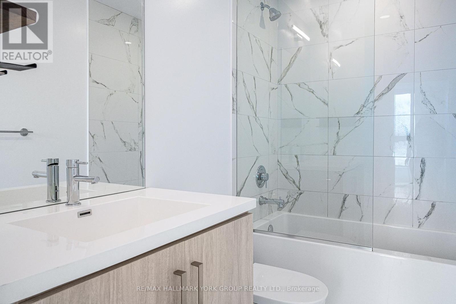 720 - 10 Honeycrisp Crescent, Vaughan (Vaughan Corporate Centre), Ontario  L4K 0M7 - Photo 8 - N12852774