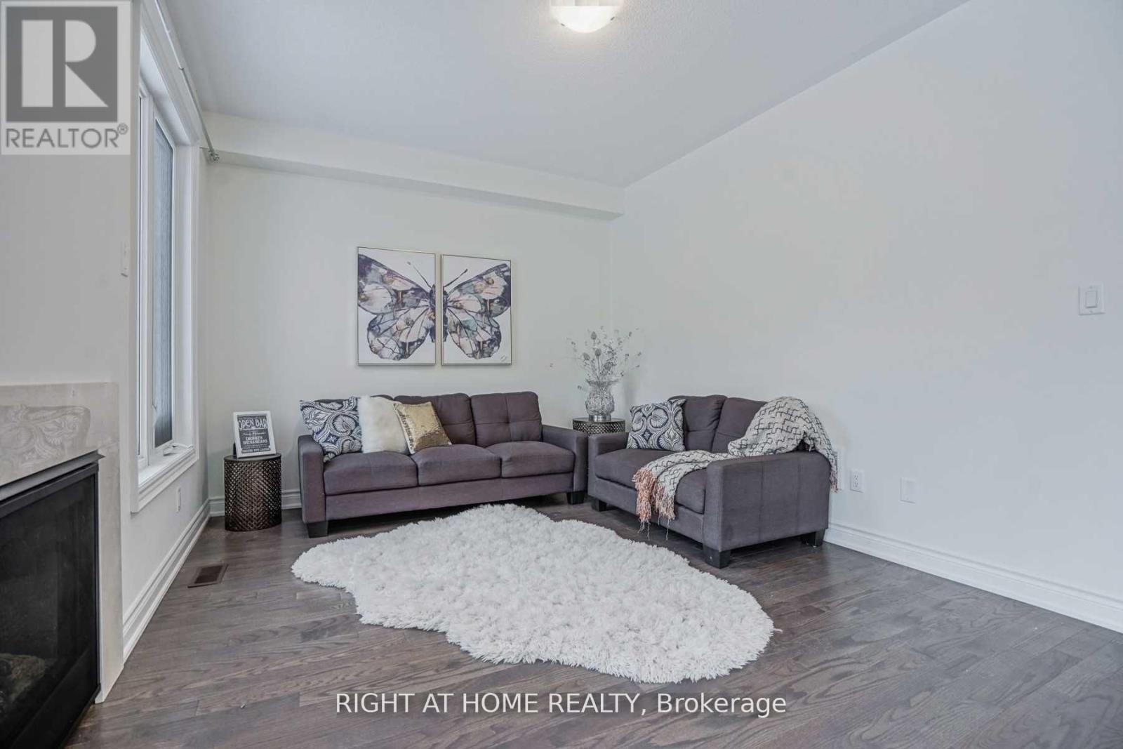 31 Empire Drive, Bradford West Gwillimbury, Ontario  L3Z 4J1 - Photo 25 - N12852788