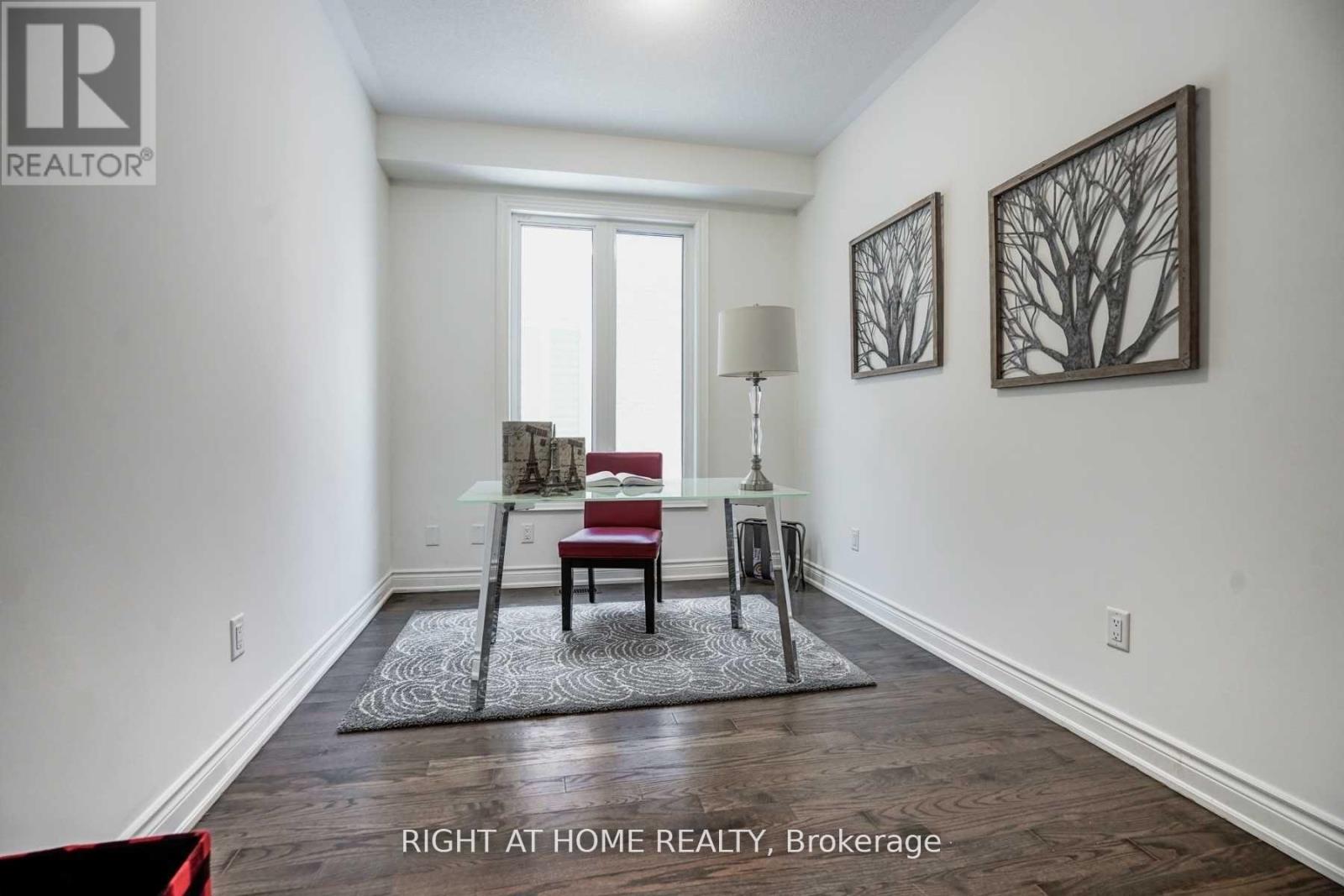 31 Empire Drive, Bradford West Gwillimbury, Ontario  L3Z 4J1 - Photo 28 - N12852788