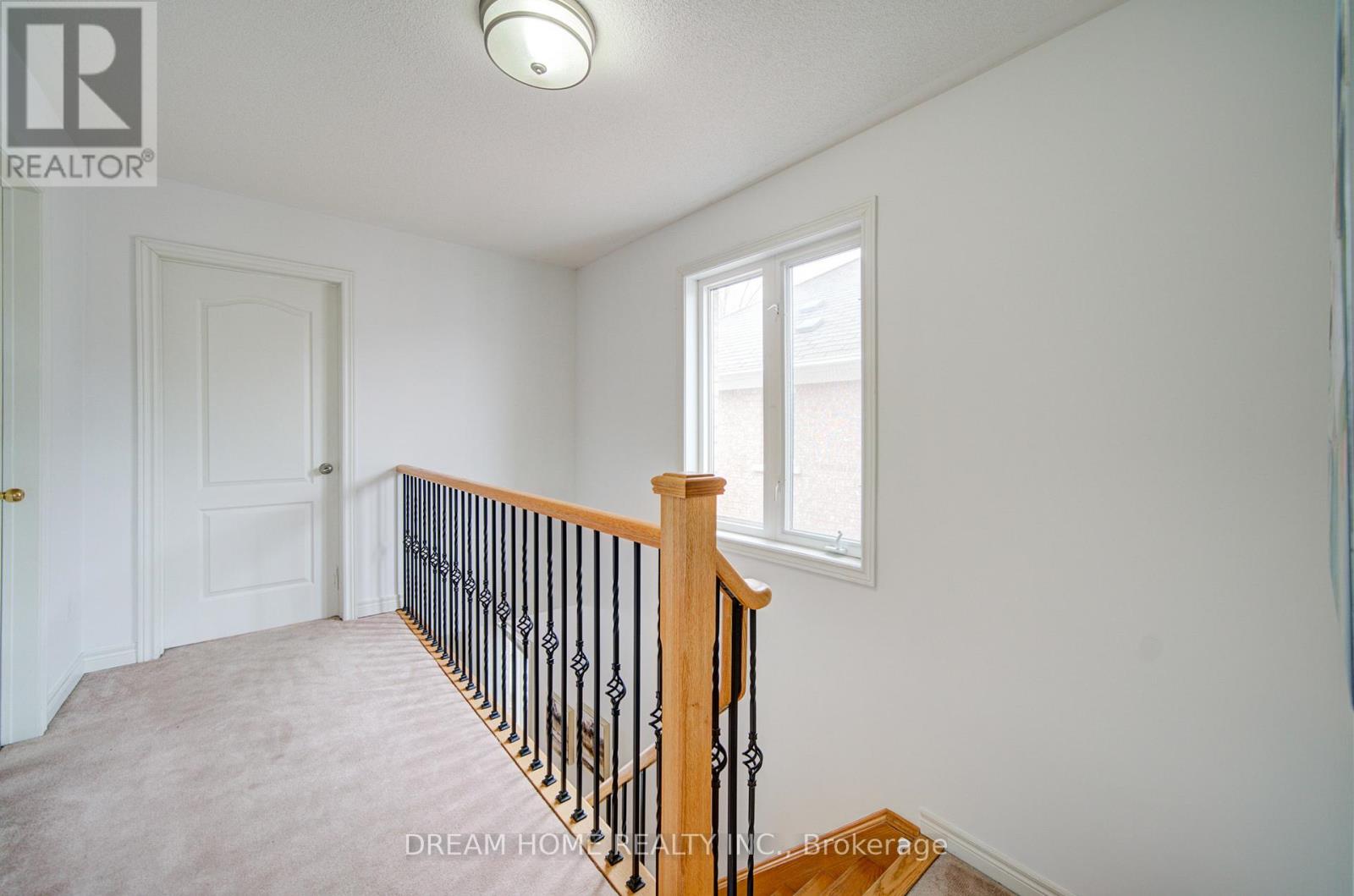 208 Tom Taylor Crescent, Newmarket, Ontario  L3X 3E8 - Photo 19 - N12852798