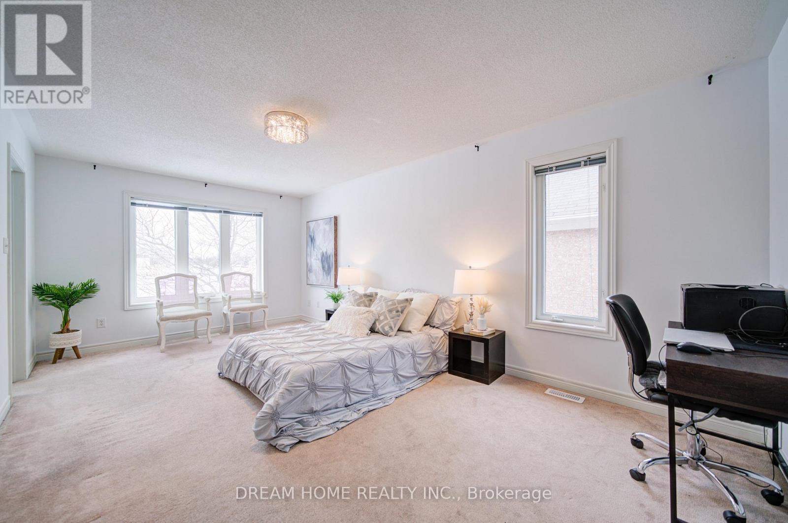 208 Tom Taylor Crescent, Newmarket, Ontario  L3X 3E8 - Photo 20 - N12852798