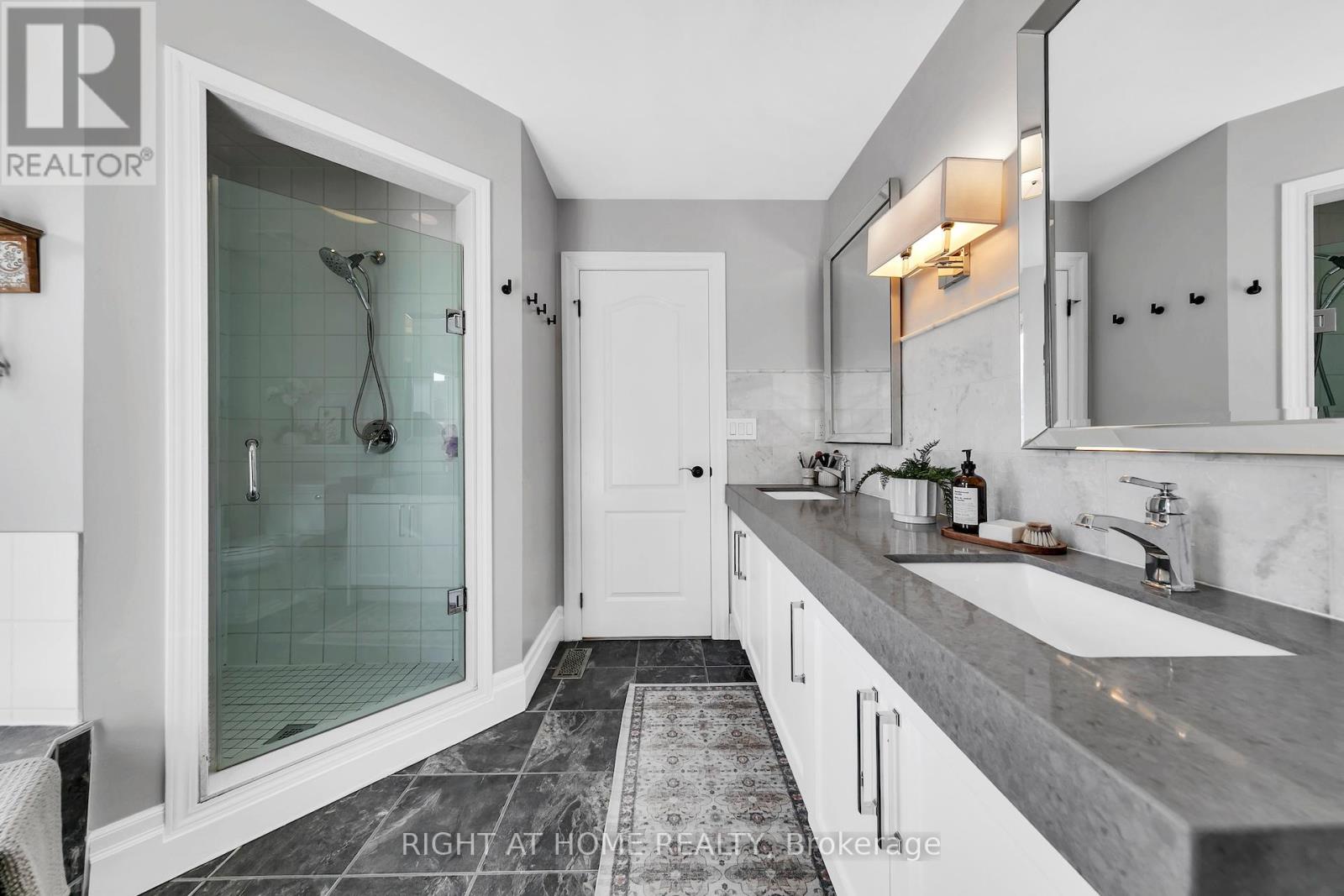 3342 Moses Way, Burlington, Ontario  L7M 0L5 - Photo 29 - W12852842