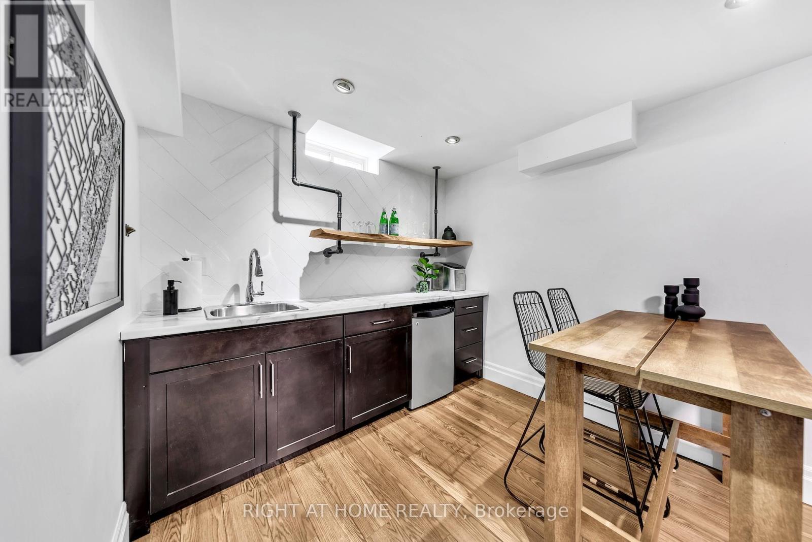 3342 Moses Way, Burlington, Ontario  L7M 0L5 - Photo 38 - W12852842