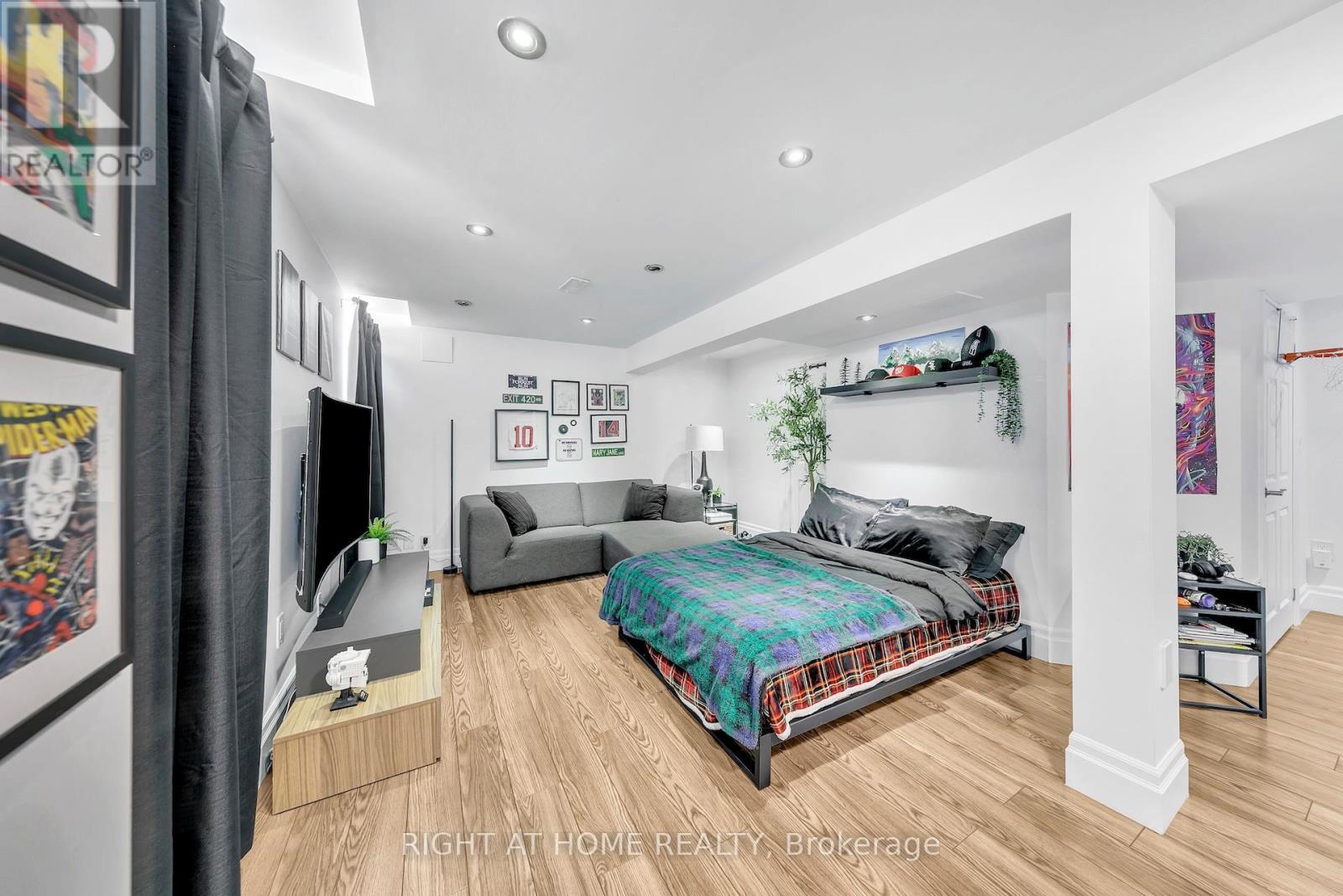 3342 Moses Way, Burlington, Ontario  L7M 0L5 - Photo 40 - W12852842