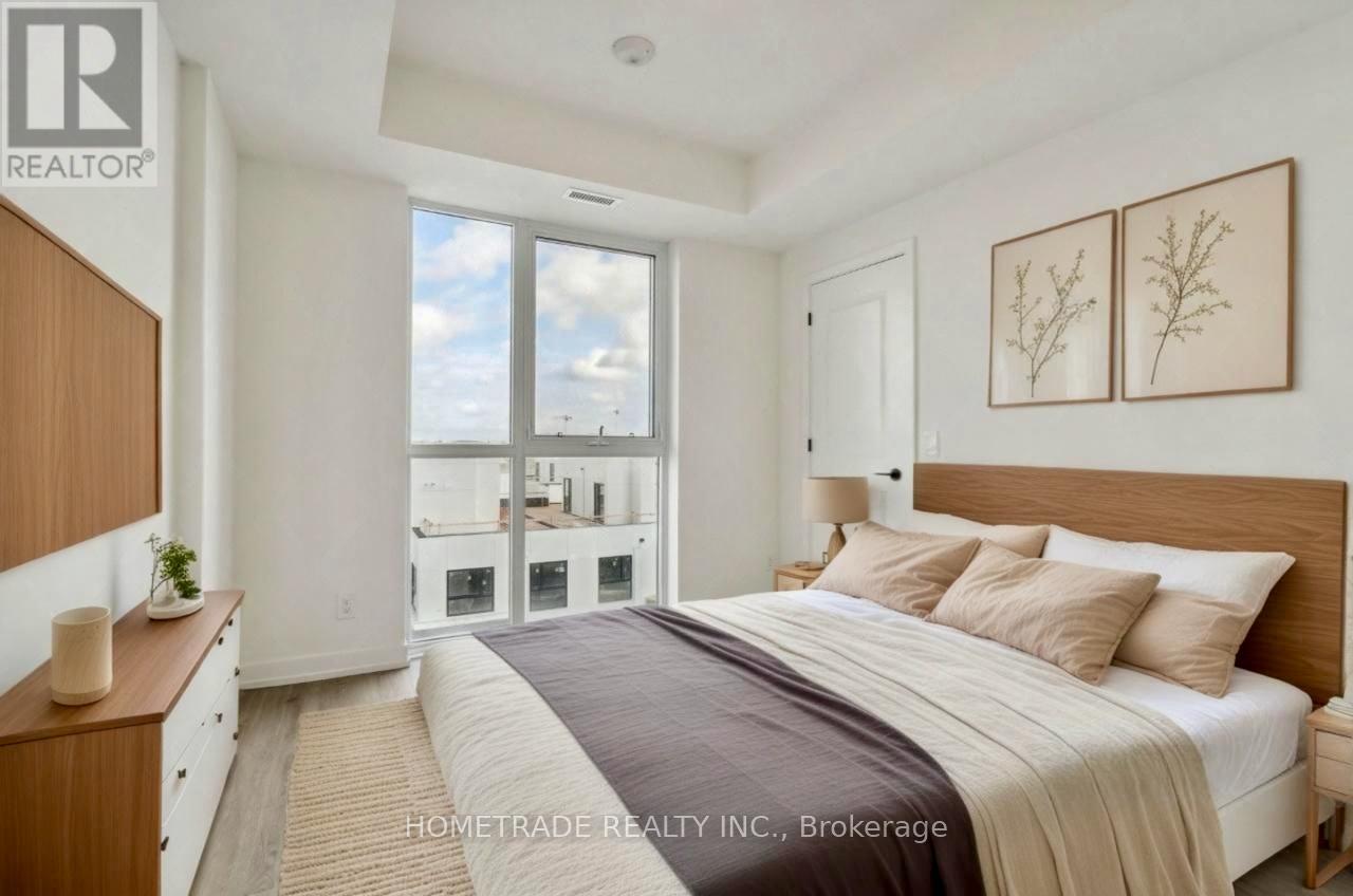 803 - 335 Wheat Boom Drive, Oakville, Ontario  L6H 7Y1 - Photo 4 - W12852866