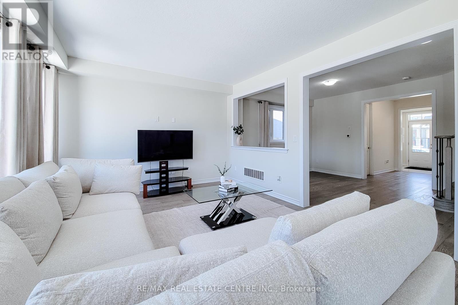 23 Hawick Crescent, Haldimand, Ontario  N3W 0G6 - Photo 14 - X12852802