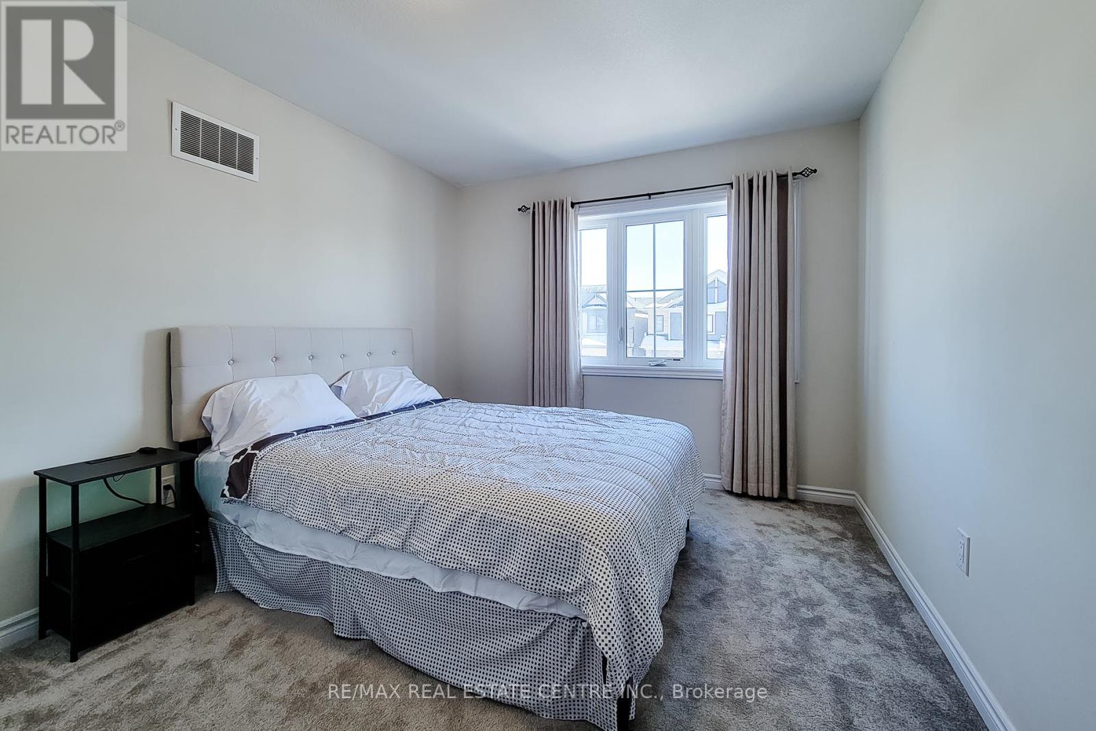 23 Hawick Crescent, Haldimand, Ontario  N3W 0G6 - Photo 32 - X12852802