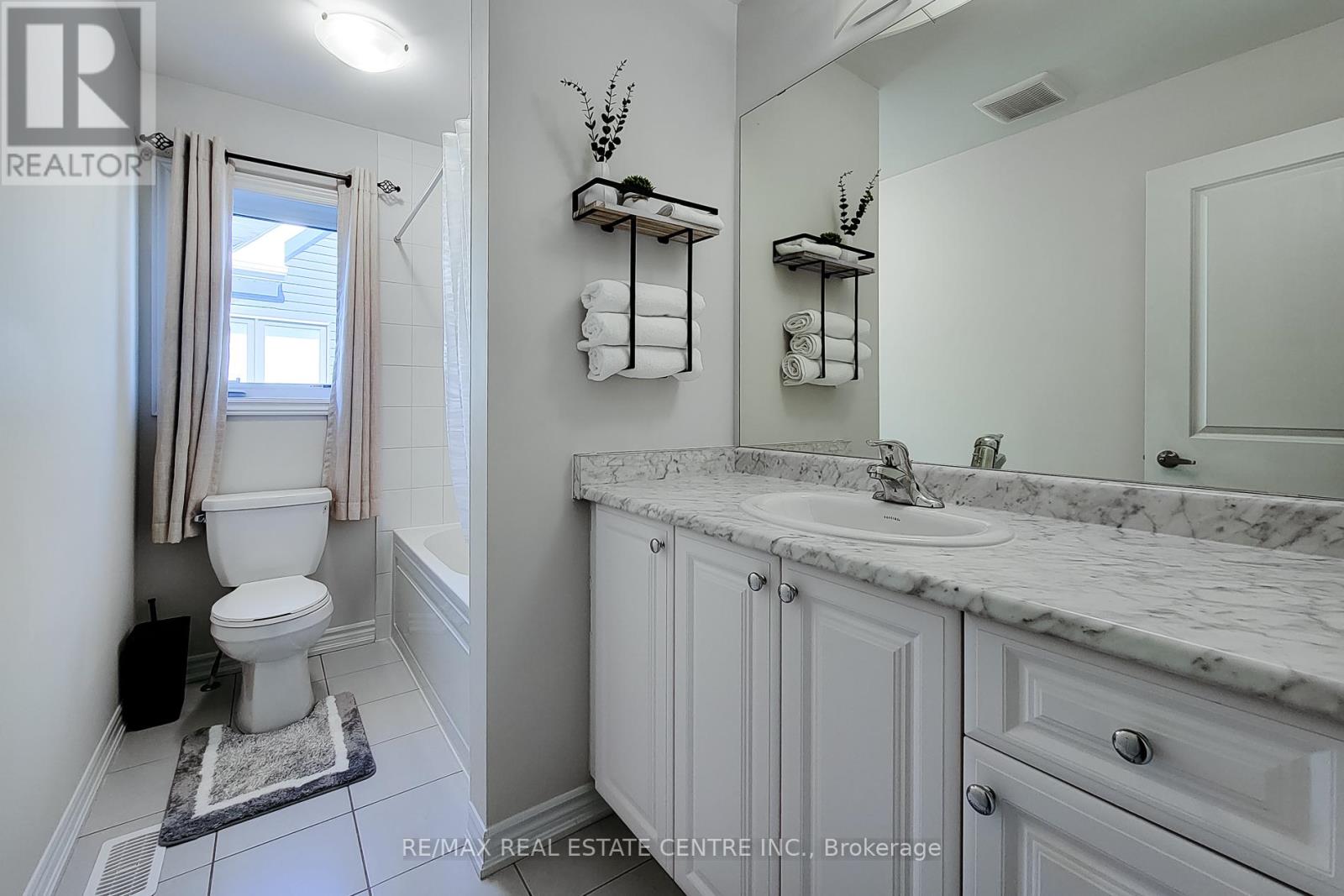 23 Hawick Crescent, Haldimand, Ontario  N3W 0G6 - Photo 33 - X12852802