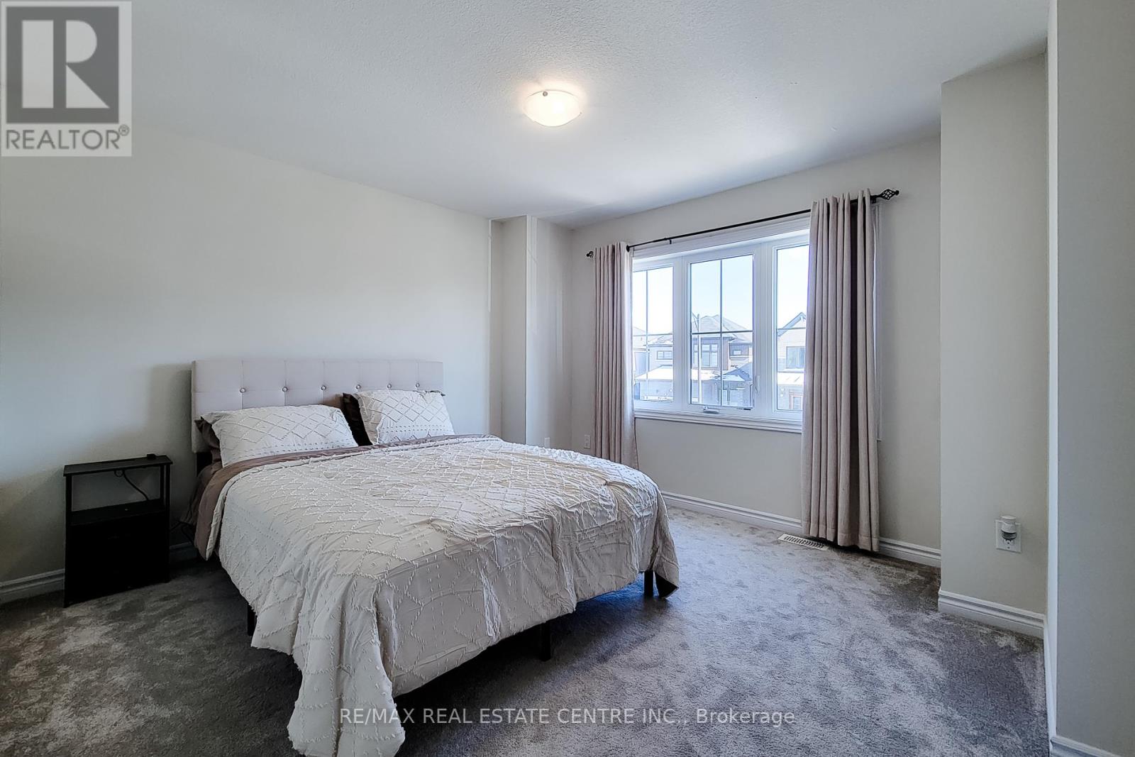 23 Hawick Crescent, Haldimand, Ontario  N3W 0G6 - Photo 35 - X12852802