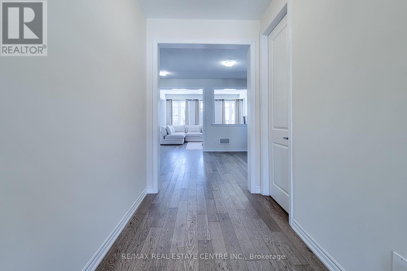 23 Hawick Crescent, Haldimand, Ontario  N3W 0G6 - Photo 6 - X12852802