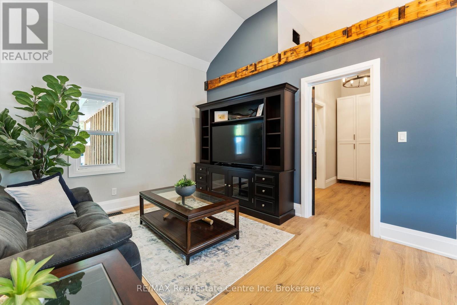 1283 Swan Street, North Dumfries, Ontario  N0B 1E0 - Photo 33 - X12852886