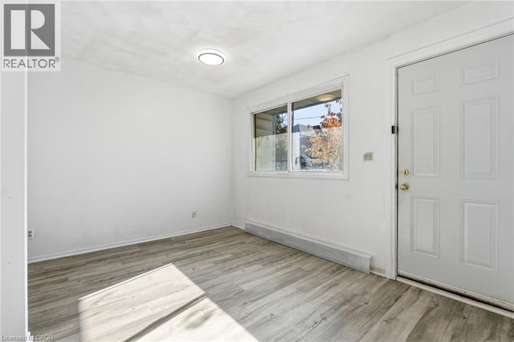 53 1/2-55 Duke Street, Brantford, Ontario  N3T 3T8 - Photo 6 - 40784067