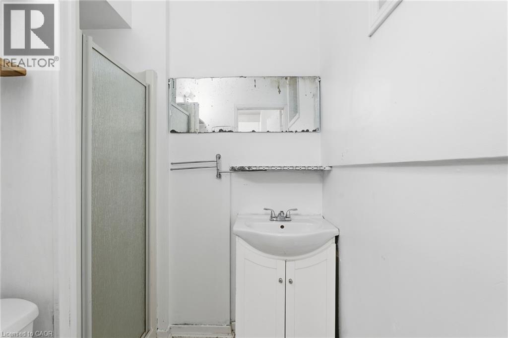 53 1/2-55 Duke Street, Brantford, Ontario  N3T 3T8 - Photo 11 - 40784067